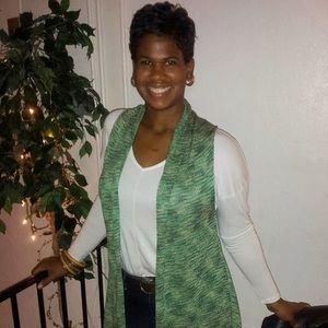 Meet your Posher, Deanna